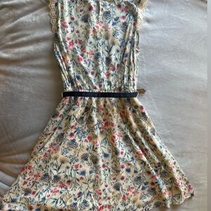 LC Lauren Conrad Floral Dress with Belt. Size XS